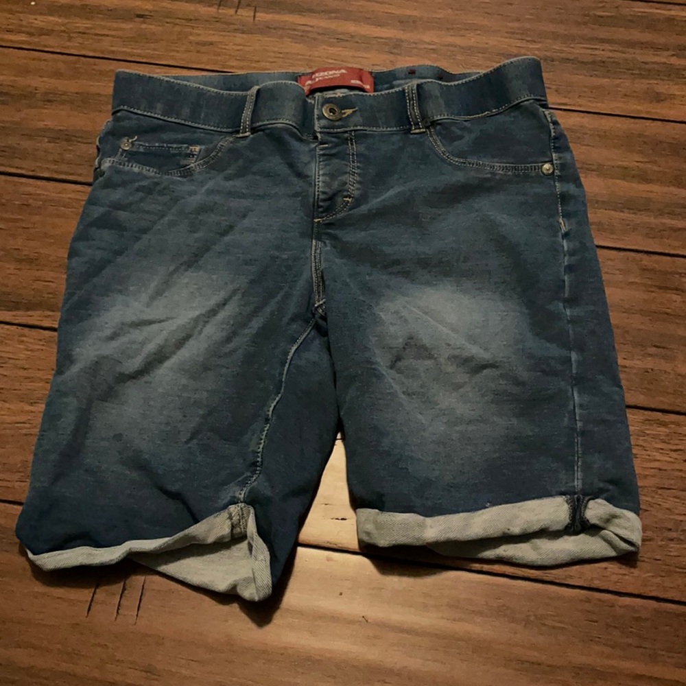 arizona stretchy jean shorts